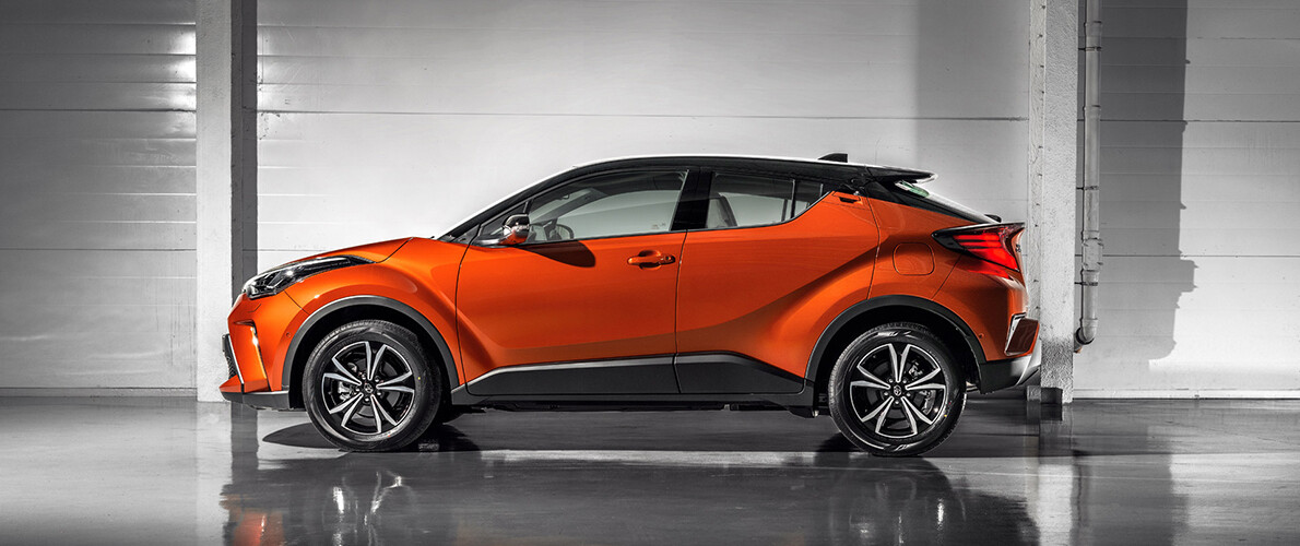 Новый автомобиль Toyota C-HR от 15 200 000 тенге из салона в Казахстане - фото 4