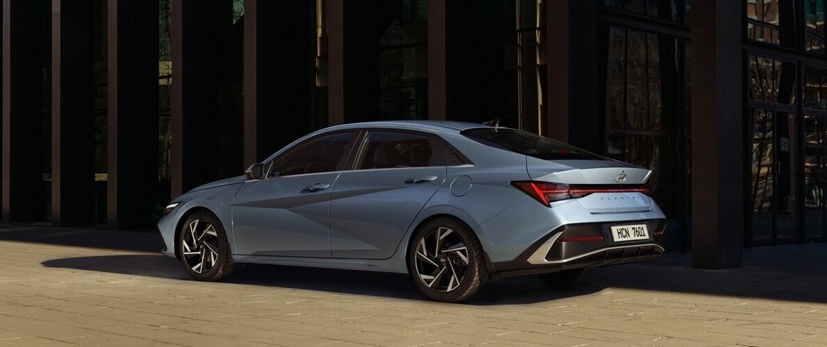 Новый автомобиль Hyundai Elantra 2023 года от 10 990 000 тенге из салона в Казахстане - фото 6