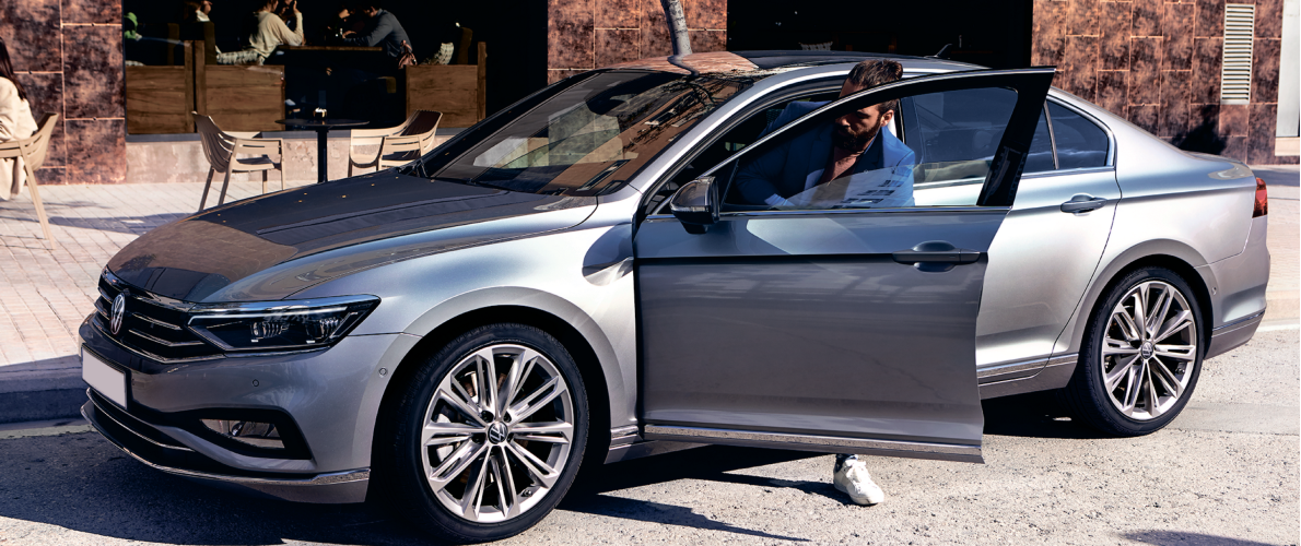 Новый автомобиль Volkswagen Passat от 14 470 000 тенге из салона в Казахстане - фото 4