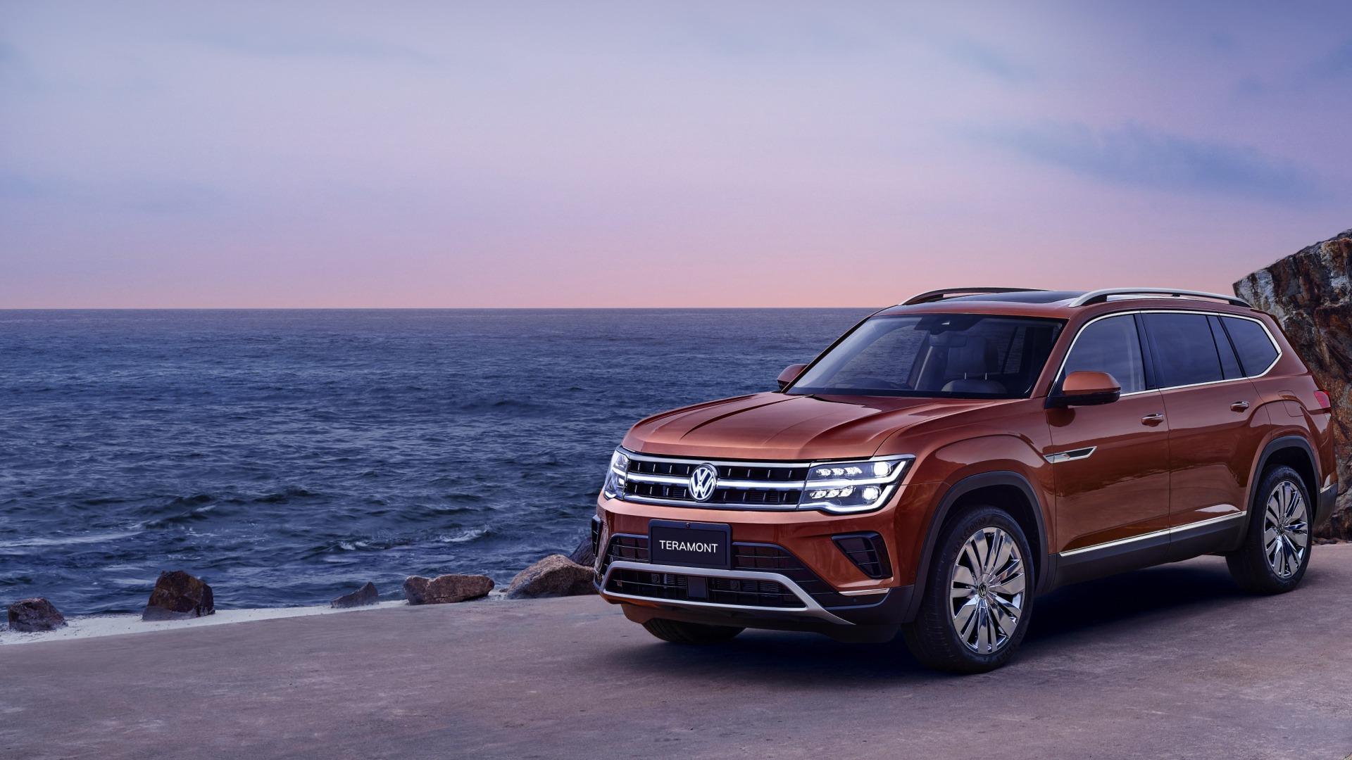 Новый автомобиль Volkswagen Teramont от 23 490 000 тенге из салона в Казахстане - фото 4