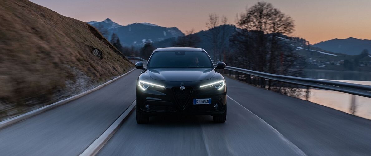 Новый автомобиль Alfa Romeo Stelvio от 33 000 000 тенге из салона в Казахстане - фото 2