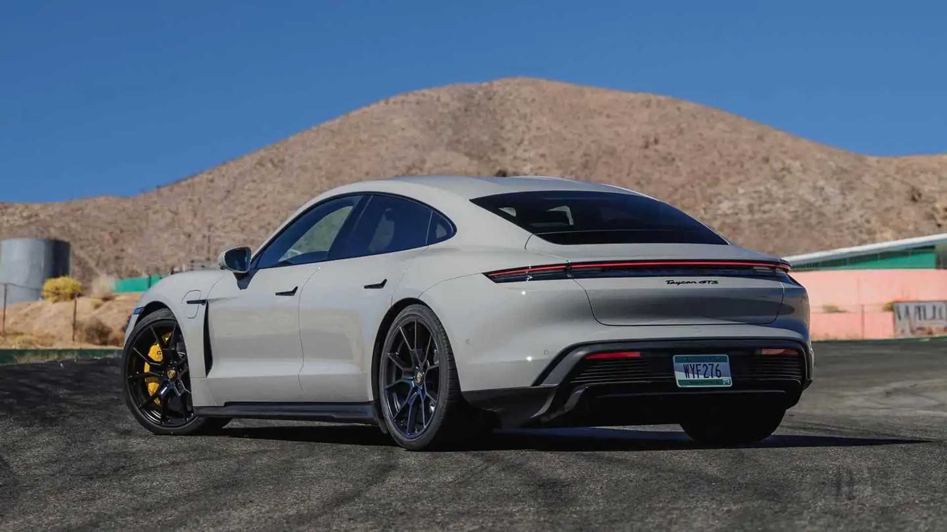 Porsche Taycan 2023