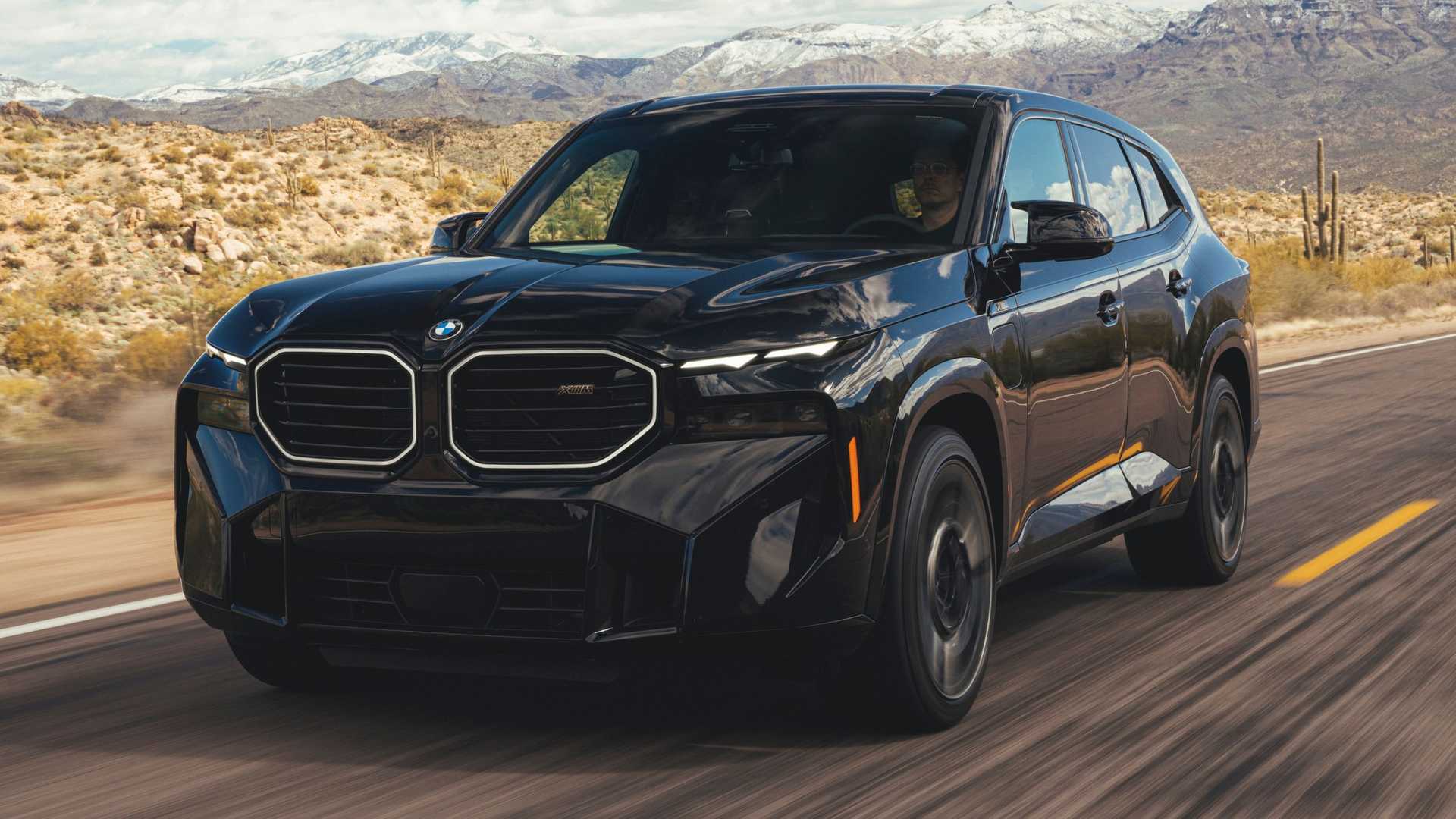 BMW XM 2024