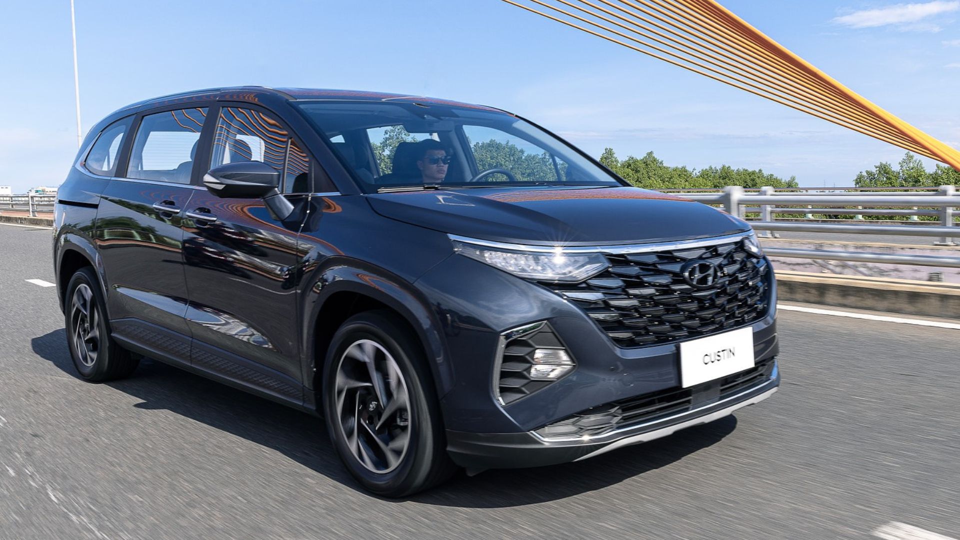 Новый автомобиль Hyundai Custin 2024 года от 15 490 000 тенге из салона в Казахстане - фото 6