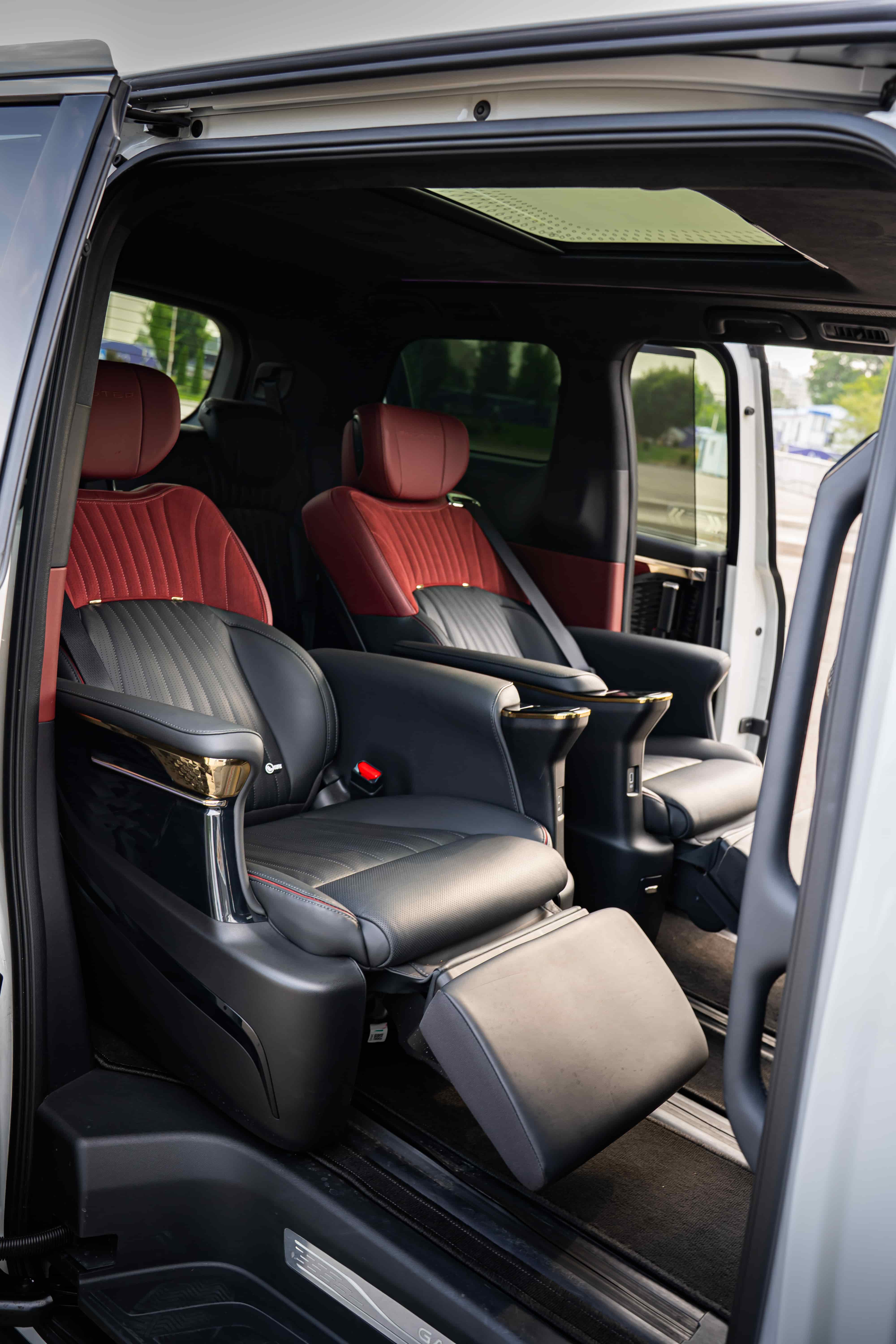 Новый автомобиль GAC M8 2025 года от 22 990 000 тенге из салона в Казахстане - фото 8