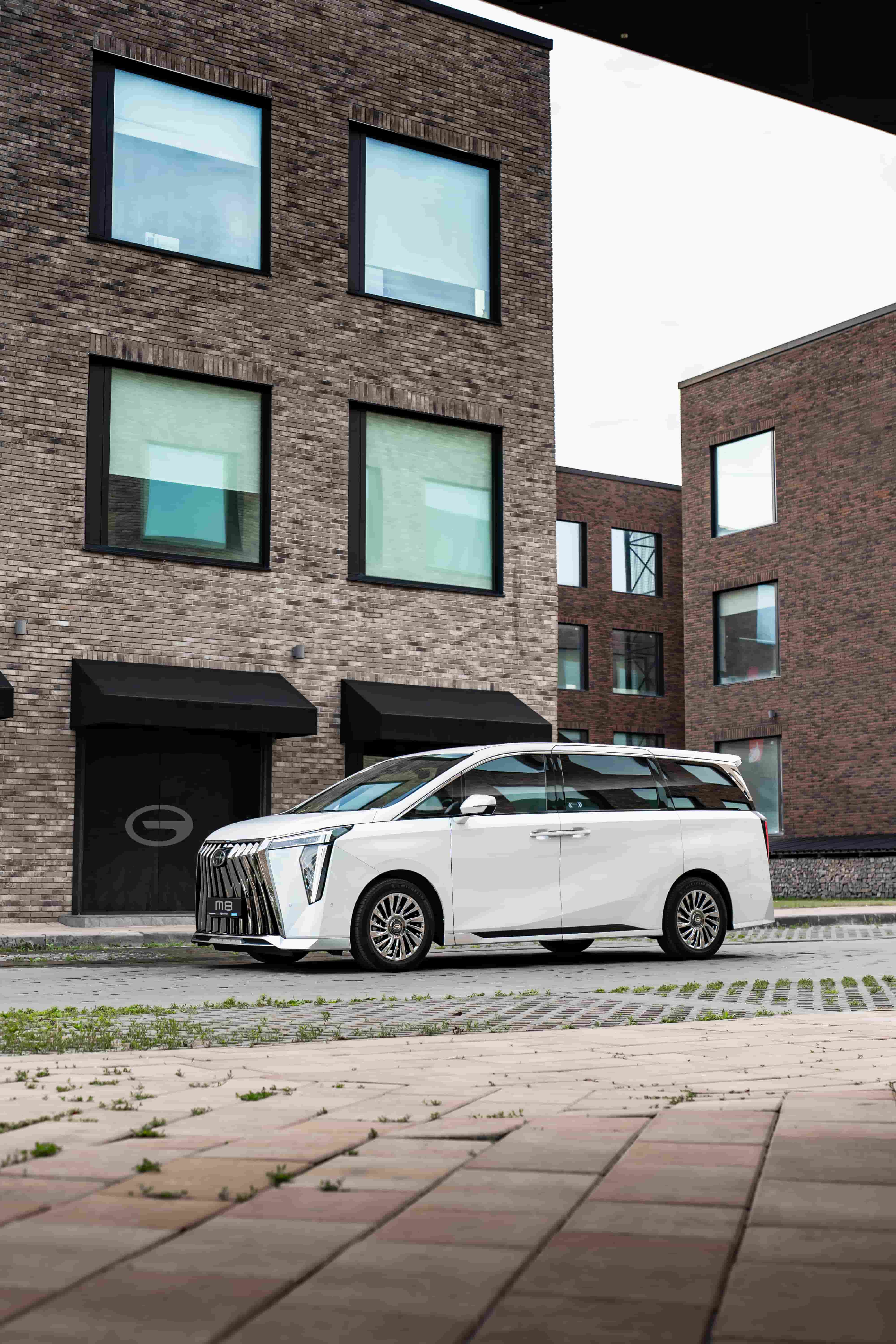 Новый автомобиль GAC M8 от 22 490 000 тенге из салона в Казахстане - фото 2