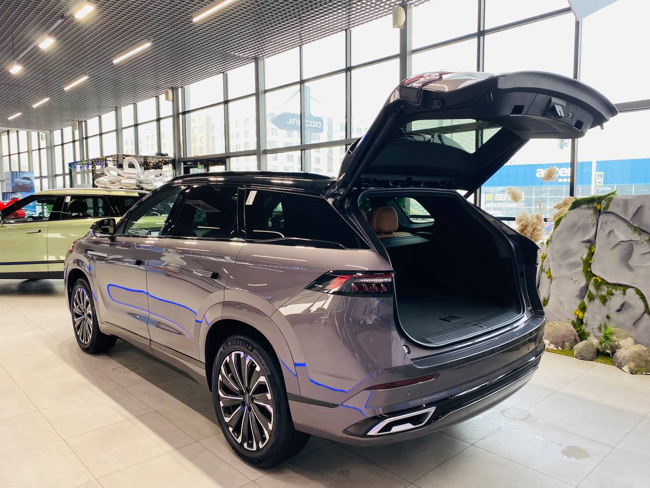 Новый автомобиль Jaecoo J8 от 16 990 000 тенге из салона в Алматы - фото 5