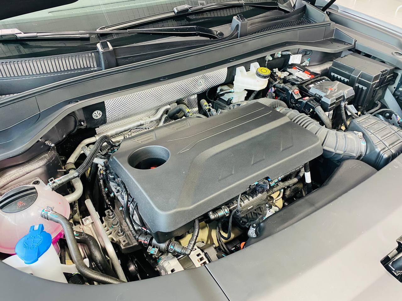 Новый автомобиль Jaecoo J8 2025 года от 16 990 000 тенге из салона в Алматы - фото 6