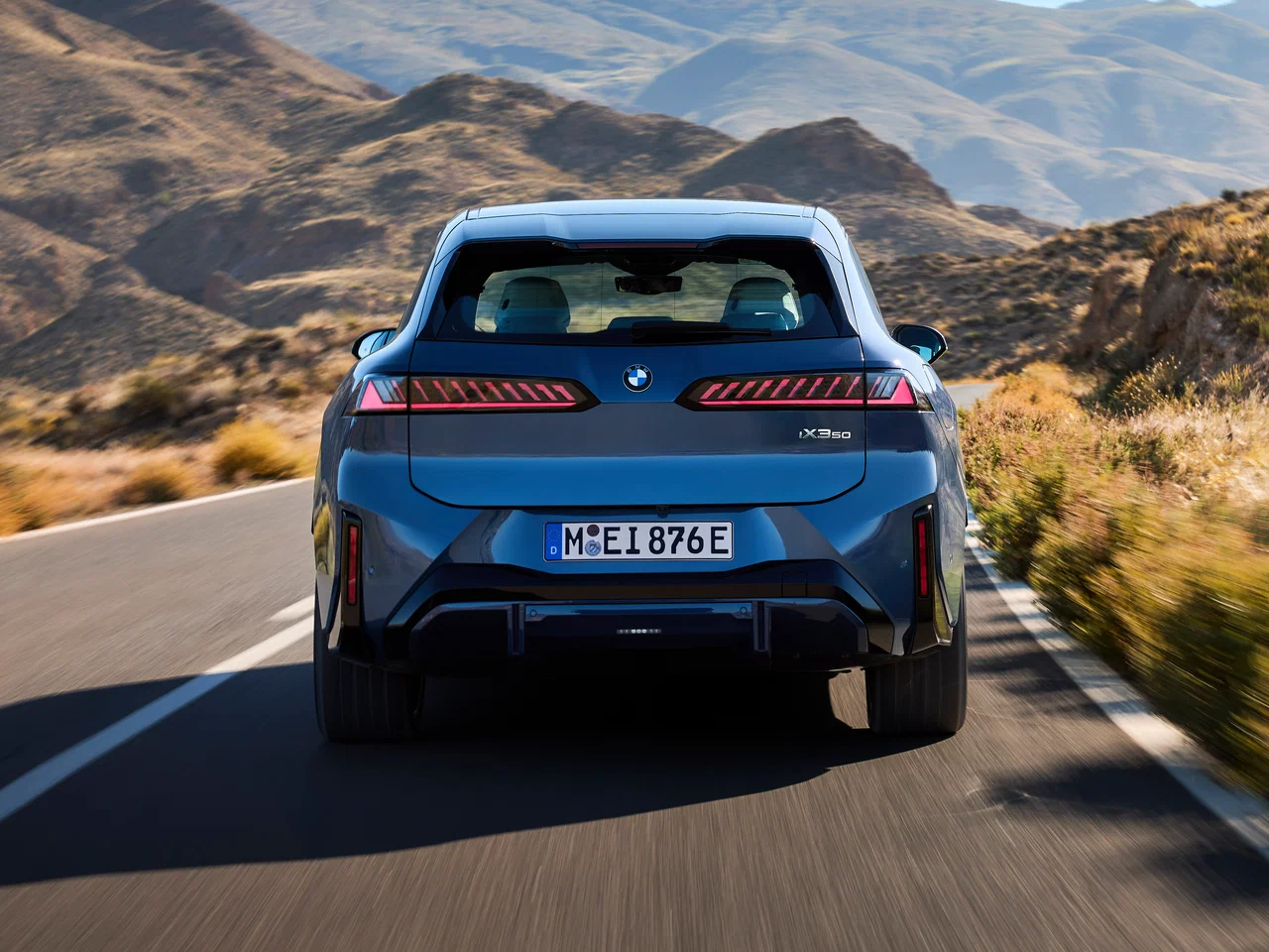 Новый автомобиль BMW iX3 от 52 776 842 тенге из салона в Казахстане - фото 3