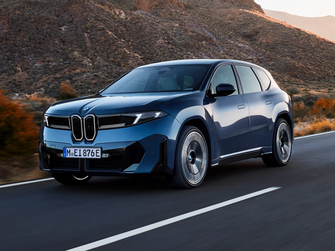 Новый автомобиль BMW iX3 от 52 776 842 тенге из салона в Казахстане - фото 1