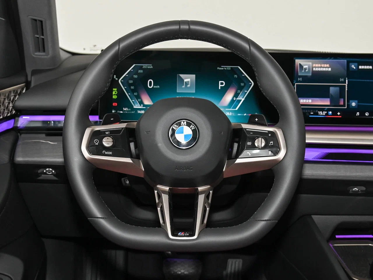 Новый автомобиль BMW 5 серии 2026 года от 40 480 633 тенге из салона в Алматы - фото 8