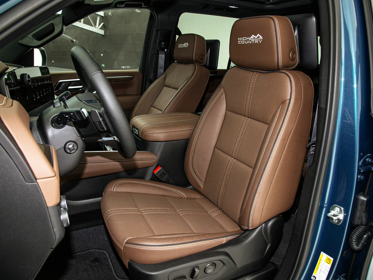 Новый автомобиль Chevrolet Tahoe 2026 года от 53 990 000 тенге из салона в Казахстане - фото 15