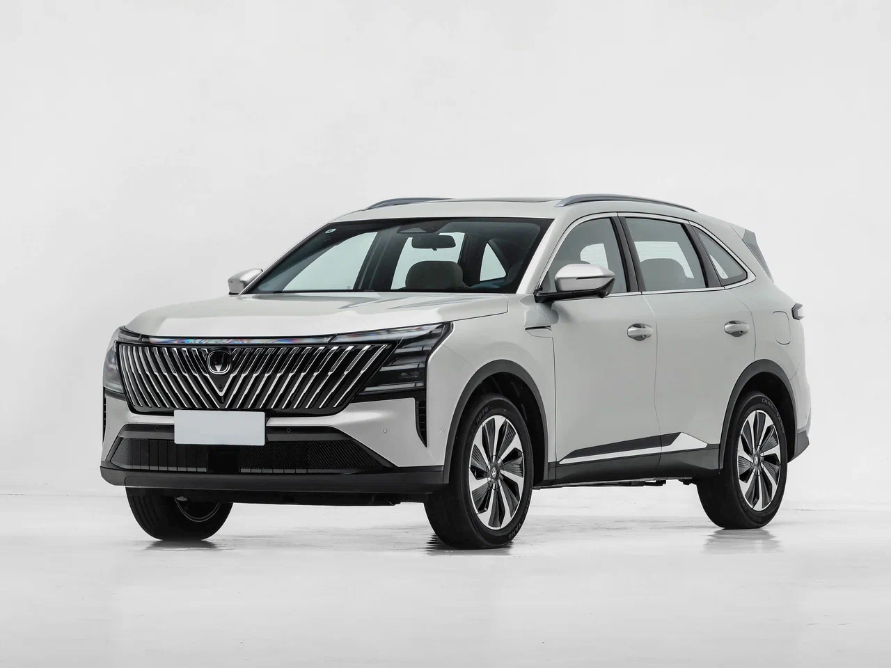 Новый автомобиль Changan CS75PLUS от 11 590 000 тенге из салона в Костанае - фото 2