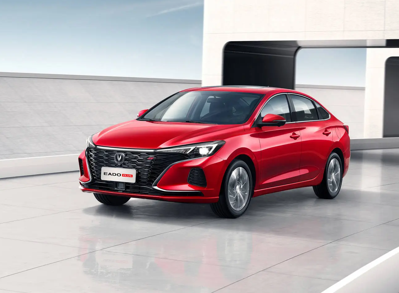 Новый автомобиль Changan Eado Plus от 6 990 000 тенге из салона в Казахстане - фото 1
