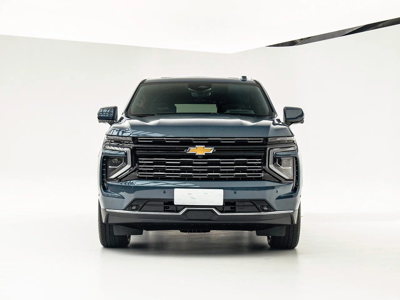 Новый автомобиль Chevrolet Tahoe 2026 года от 53 990 000 тенге из салона в Казахстане - фото 2