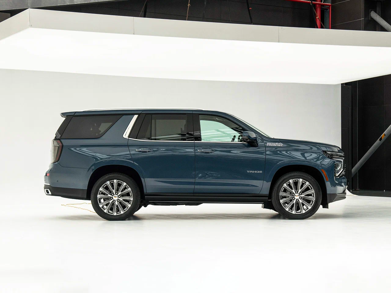 Новый автомобиль Chevrolet Tahoe 2026 года от 53 990 000 тенге из салона в Казахстане - фото 3