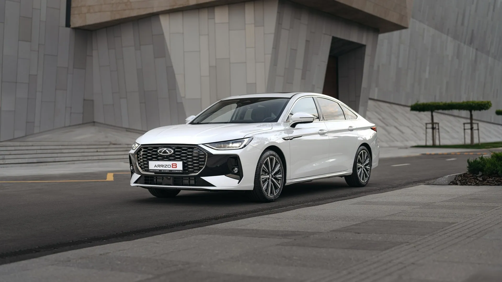 Новый автомобиль Chery Arrizo 8 от 9 990 000 тенге из салона в Казахстане - фото 1