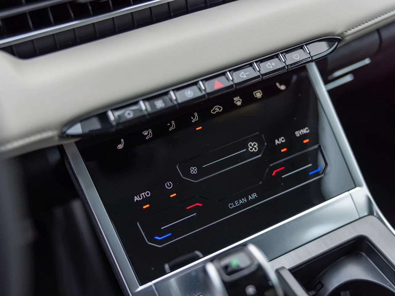 Новый автомобиль Chery Tiggo 4 2026 года от 8 590 000 тенге из салона в Костанае - фото 13