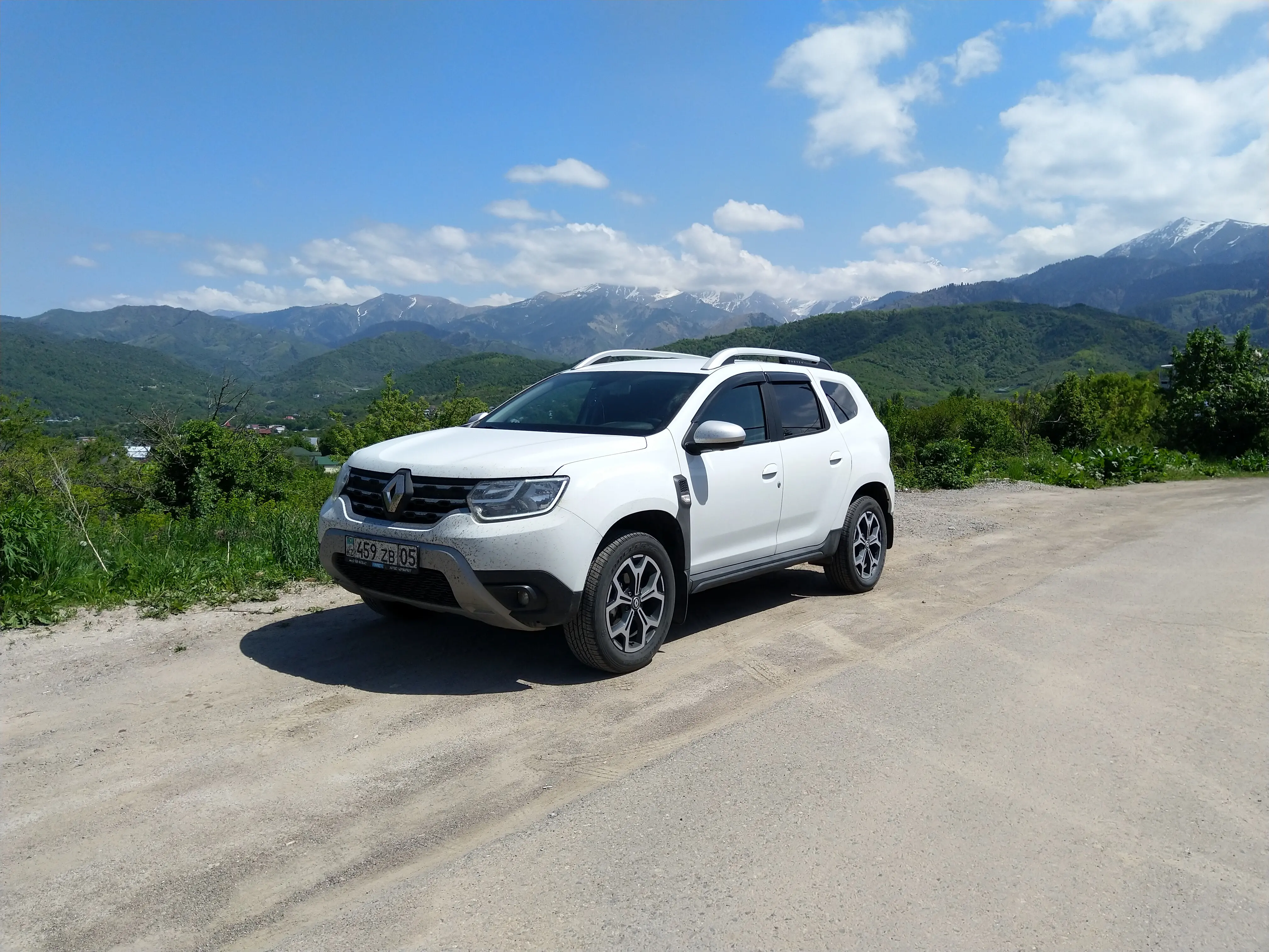 БЕЛЫЙ – «НЕПУШИСТЫЙ» Renault Duster - Aster.kz