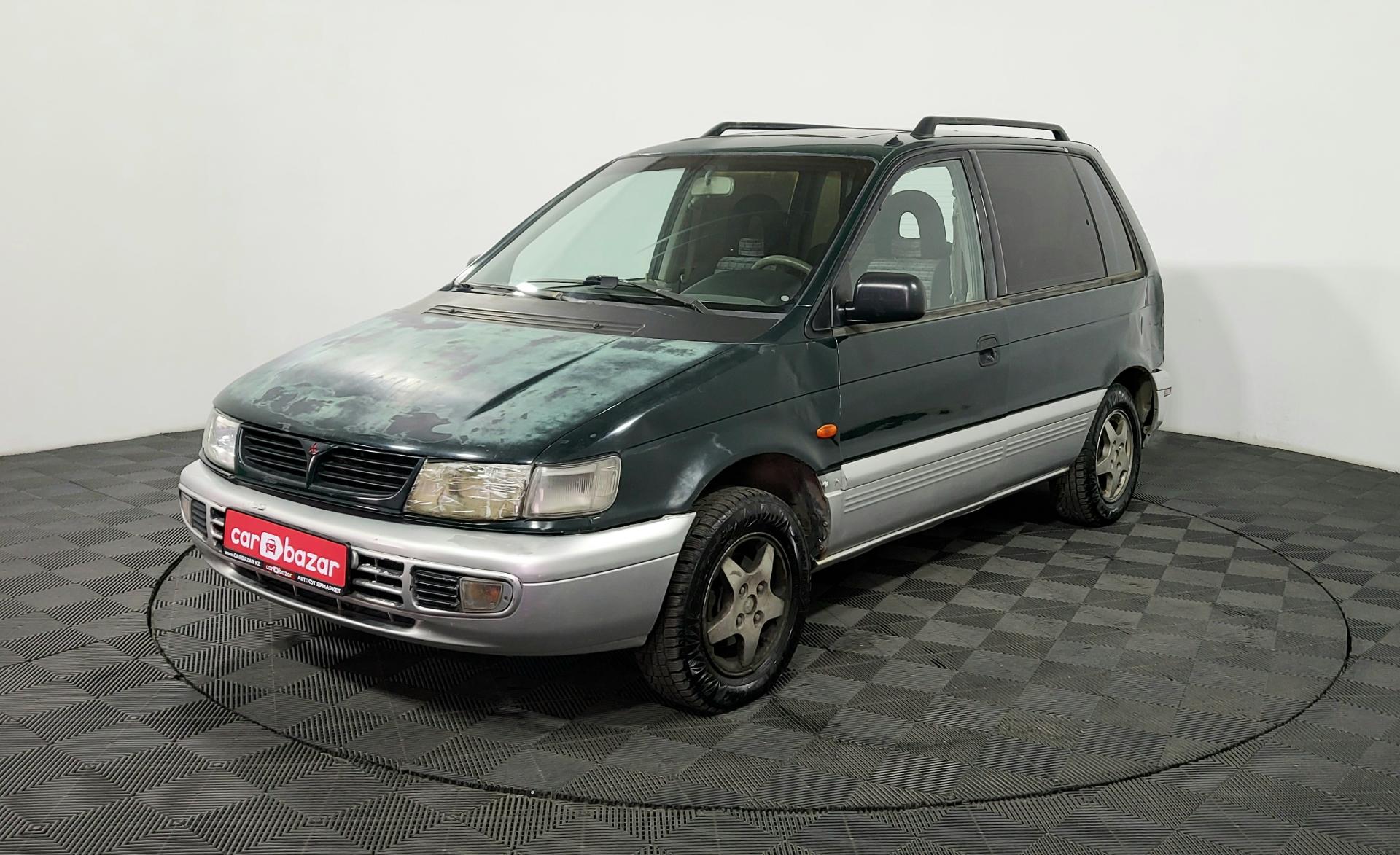 Mitsubishi space runner i