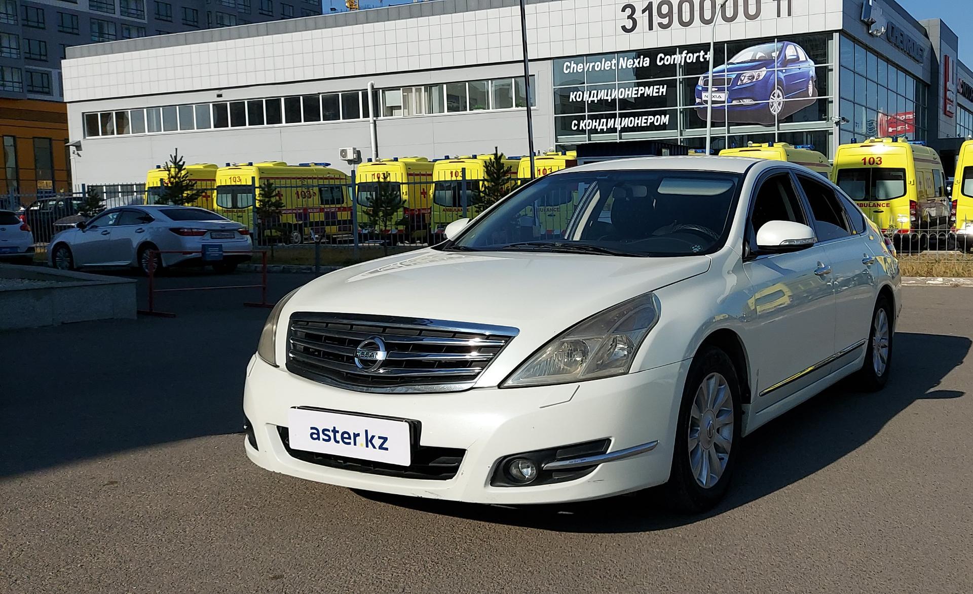 Nissan teana 2010 года