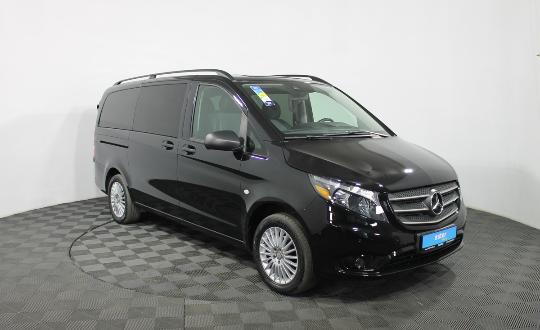 Mercedes-Benz V-Класс 2018 года за 17 210 000 тг. в Алматы фото 3