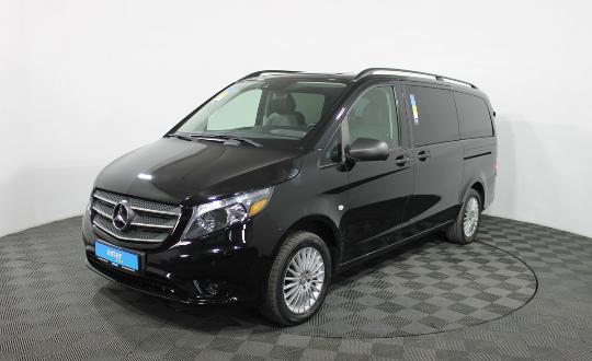 Mercedes-Benz V-Класс 2018 года за 17 210 000 тг. в Алматы фото 1