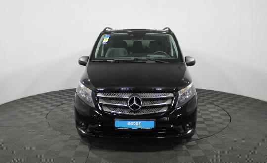 Mercedes-Benz V-Класс 2018 года за 17 210 000 тг. в Алматы фото 2
