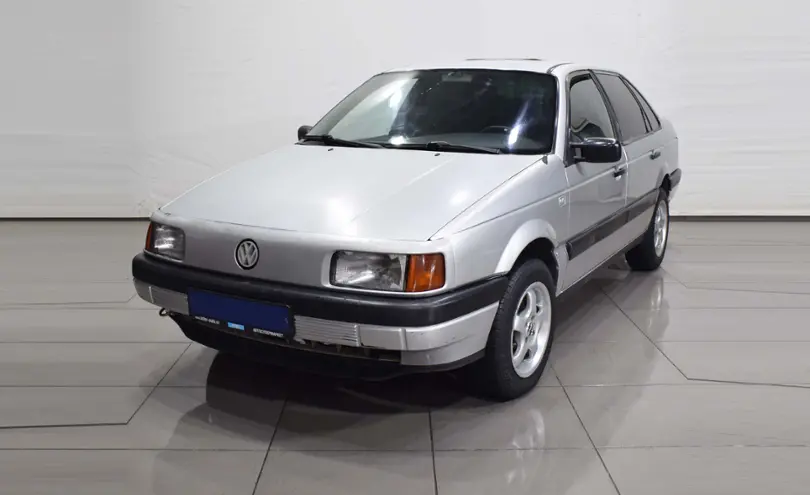 Volkswagen Passat 1990 года за 910 000 тг. в Шымкент