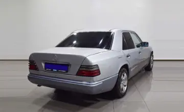 Mercedes-Benz W124 1993 года за 2 240 000 тг. в Шымкент