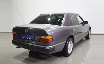 Mercedes-Benz W124 1992 года за 1 600 000 тг. в Шымкент