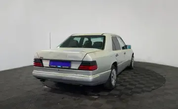 Mercedes-Benz W124 1992 года за 950 000 тг. в Алматы