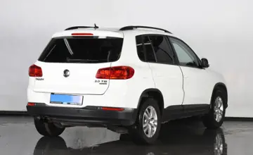 Volkswagen Tiguan 2014 года за 7 560 000 тг. в Астана