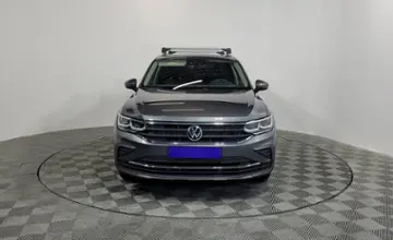 Volkswagen Tiguan 2021 года за 13 690 000 тг. в Алматы фото 2