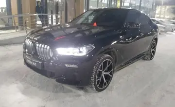 BMW X6 2021 года за 65 000 000 тг. в Астана