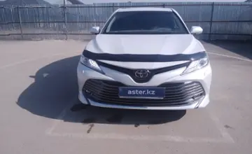 Toyota Camry 2020 года за 19 000 000 тг. в Шымкент фото 2