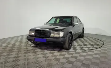 Mercedes-Benz W124 1993 года за 1 490 000 тг. в Алматы