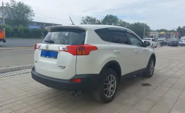 Toyota RAV4 2015 года за 13 450 000 тг. в Уральск