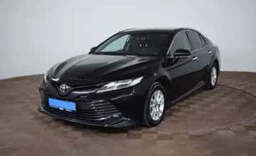 Toyota Camry 2019 года за 14 990 000 тг. в Шымкент