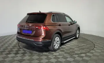 Volkswagen Tiguan 2021 года за 18 420 000 тг. в Алматы