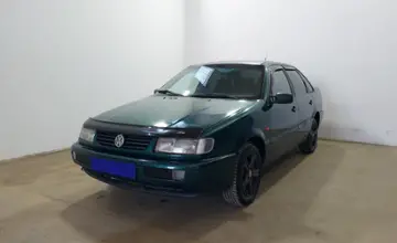 Volkswagen Passat 1994 года за 1 990 000 тг. в Караганда