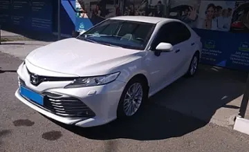 Toyota Camry 2019 года за 18 500 000 тг. в Усть-Каменогорск