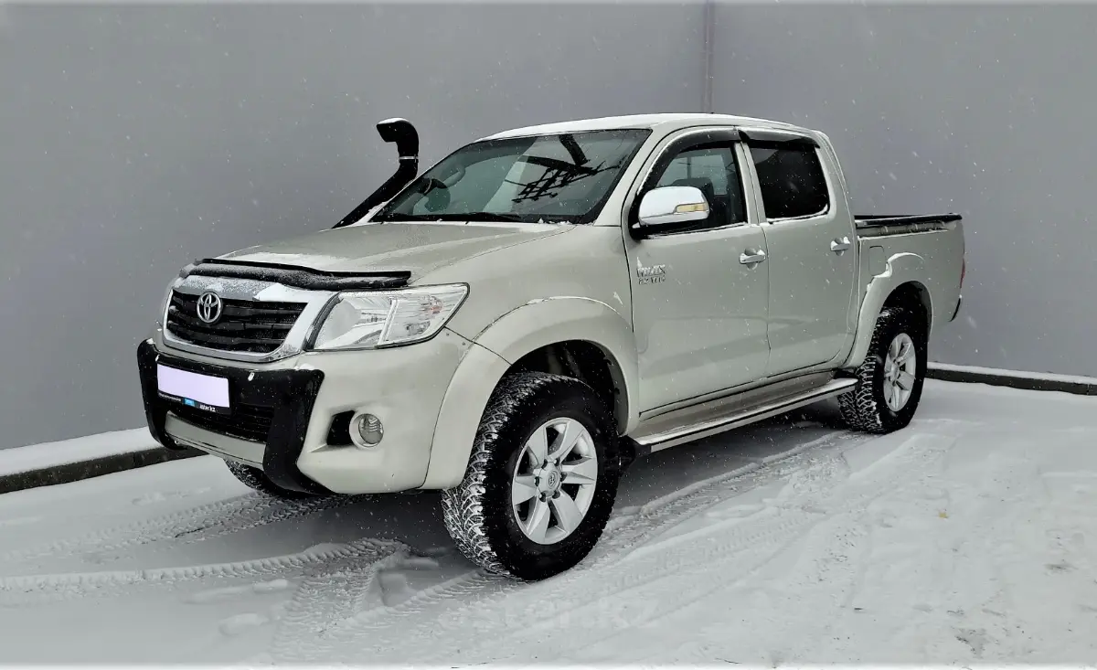 Toyota Hilux 2013.