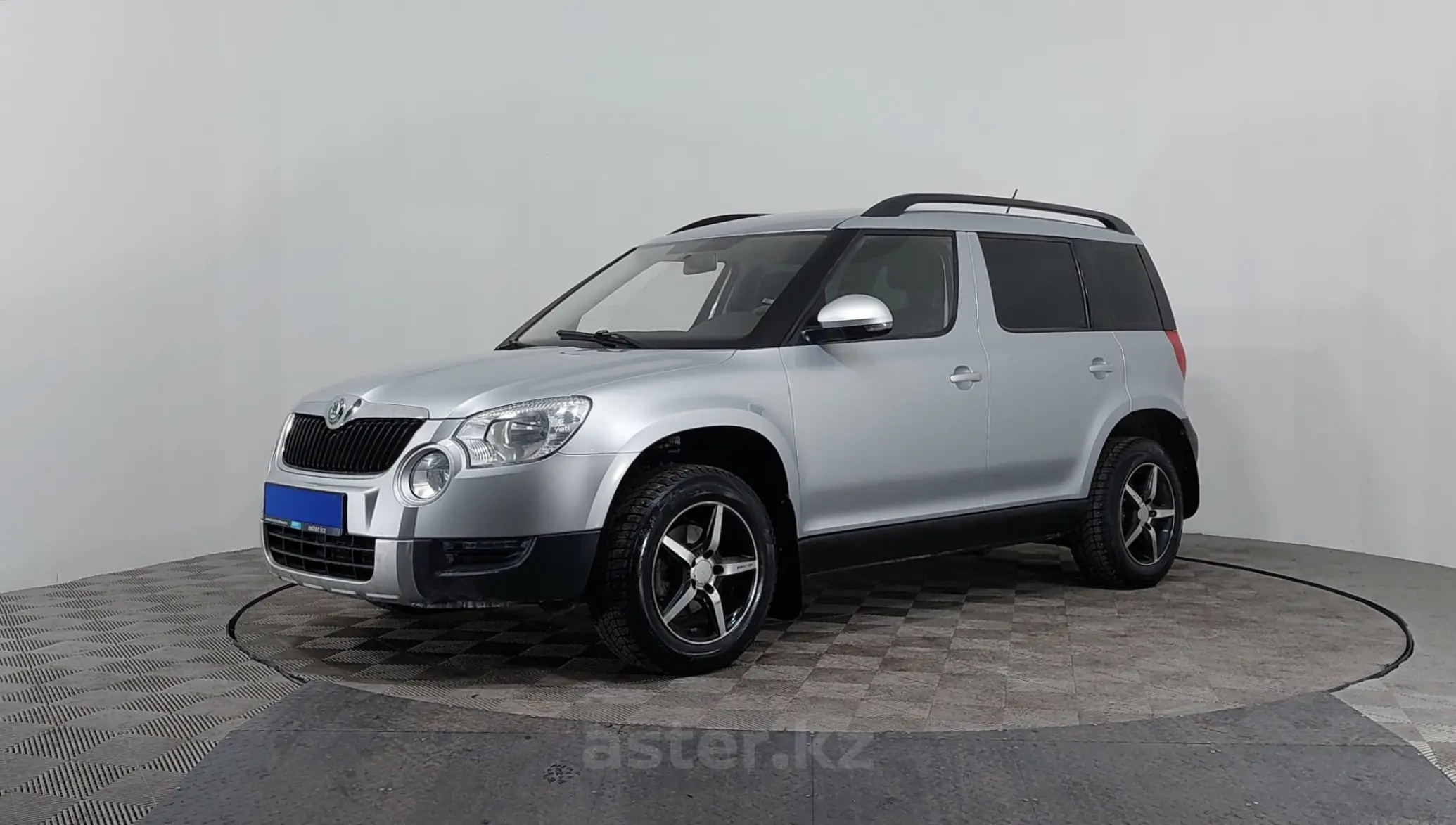 Skoda Yeti 2013 1 8 комплектация