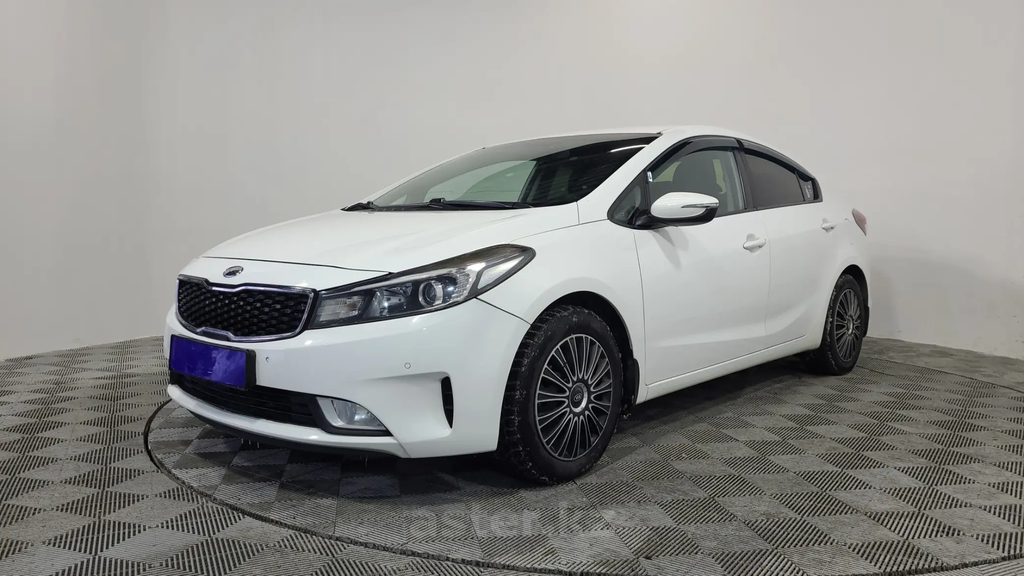 Купить Kia Cerato 2018 года в Алматы, цена 7450000 тенге. Продажа Kia  Cerato в Алматы - Aster.kz. №229078