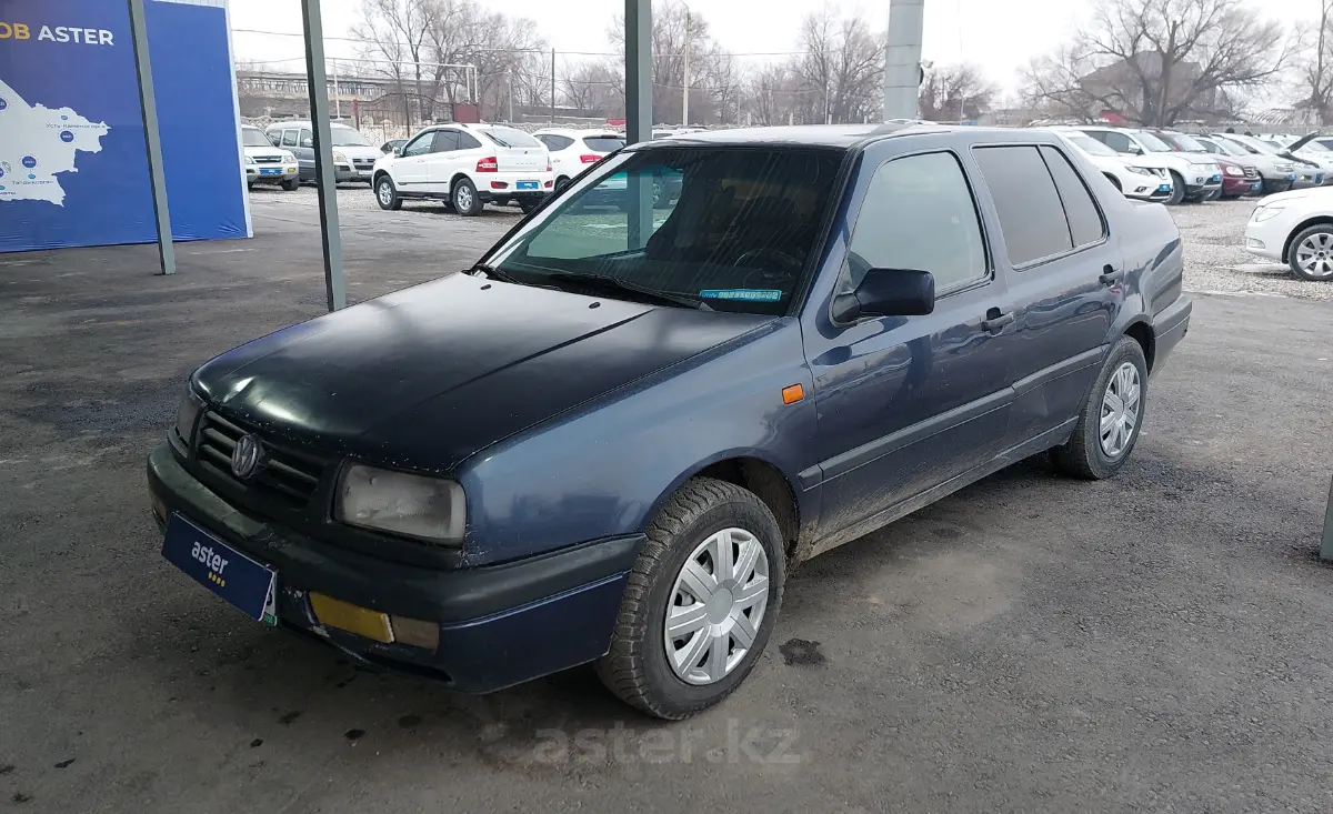 Volkswagen Vento седан