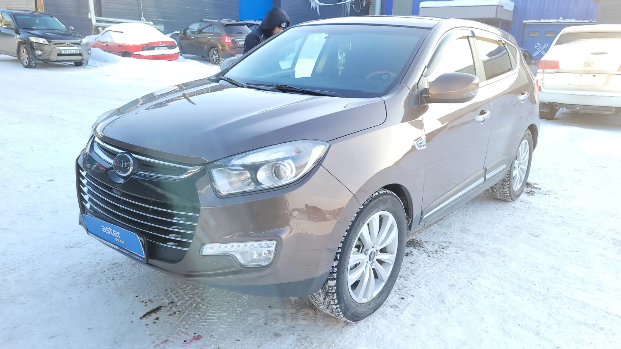 Кристал джак. Jac s3 2023. Х рей 2018 года цена. Jac js s5. Jac караганда.