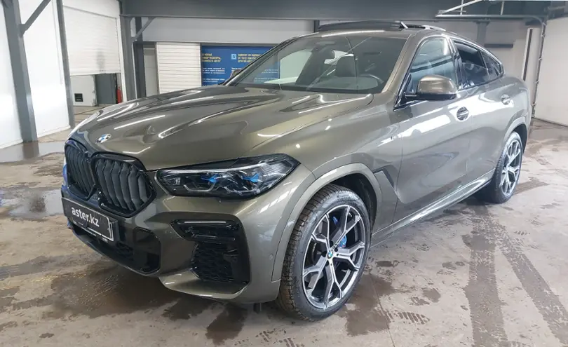 BMW X6 2022 года за 56 000 000 тг. в Астана