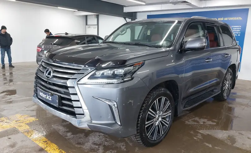 Lexus LX 2018 года за 58 800 000 тг. в Астана