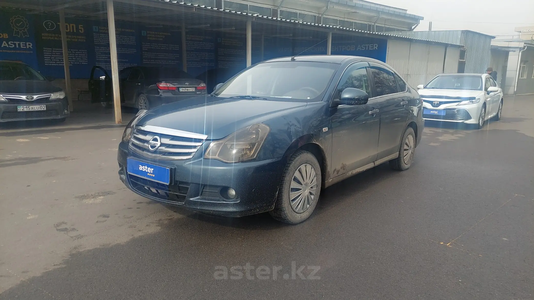 Nissan Almera 2015